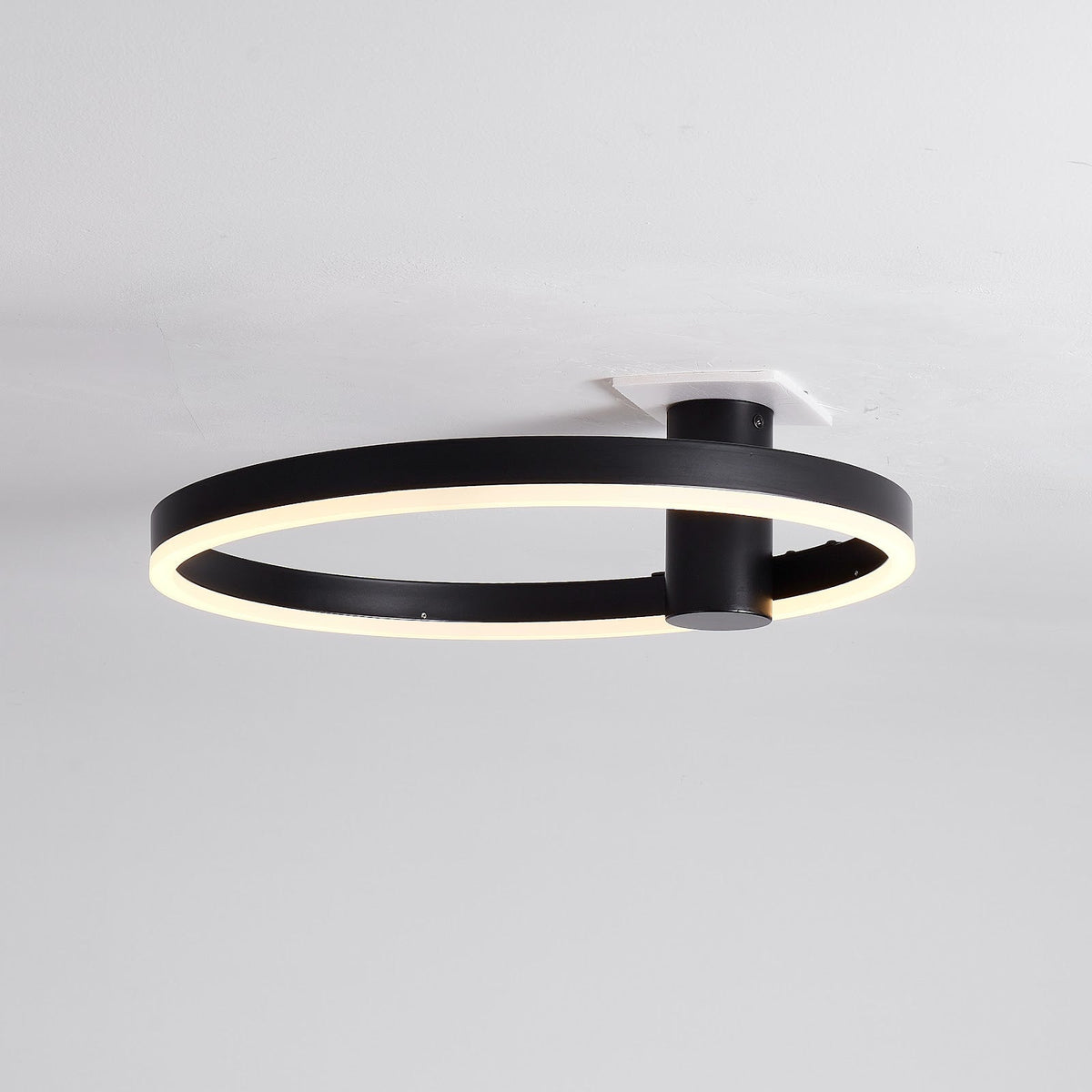 Plafonnier noir Ø40 cm Lysrum — version sur tube de 12 cm