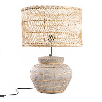 lampe de table terracotta, lampe de table rotin, lampe de table Bazar Bizar, lampe de table beige, lampe de table rustique, lampe de table bohème
