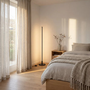 Lampadaire minimaliste noir | Glød