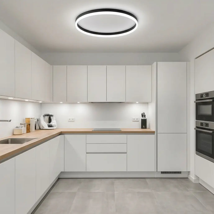 plafonnier design noir, plafonnier moderne LED, luminaire plafond aluminium, lampe plafond dimmable, éclairage intérieur noir