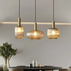 suspension en verre, lampe suspendue en verre, suspension en verre noir et or, suspension E27, suspension dimmable LED