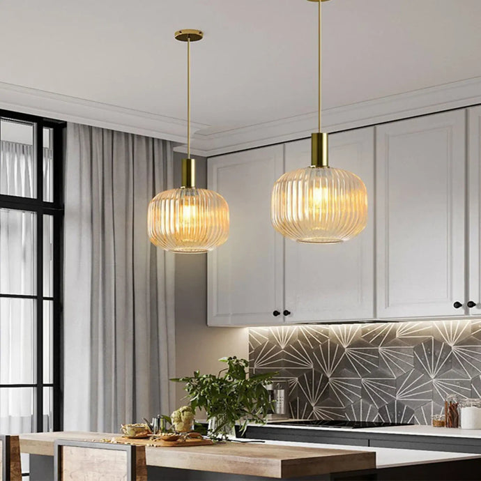 suspension en verre, lampe suspendue en verre, suspension en verre noir et or, suspension E27, suspension dimmable LED