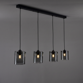 photo studio sombre : suspension vitrum 4 lampes avec ampoules filament incandescentes