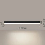 plafonnier noir, plafonnier industriel, plafonnier minimaliste, lampe plafond métal, éclairage plafond moderne, luminaire LED intégré